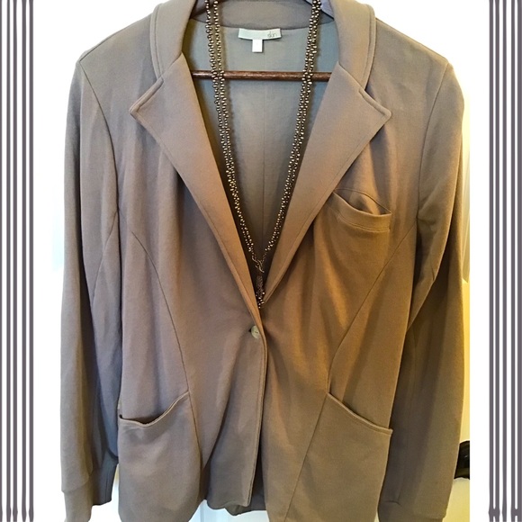 Skin Blazer - Picture 1 of 3